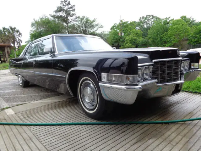 1969 cadillac limosine
