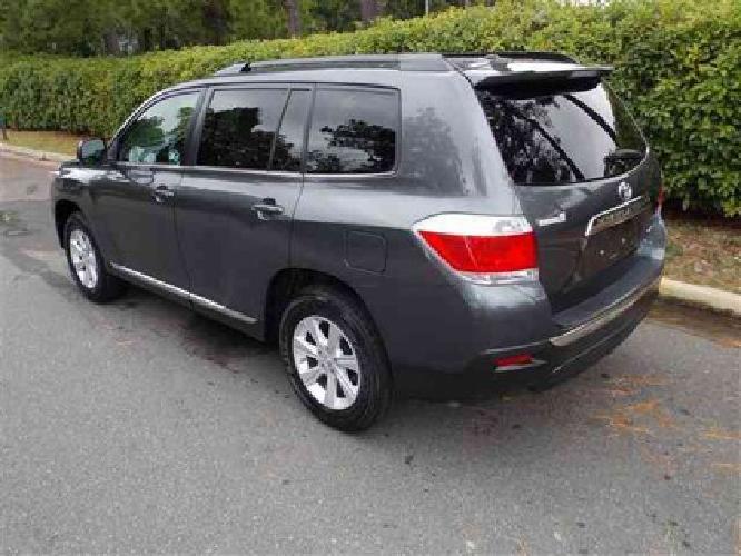 2012 toyota highlander se in richmond, va