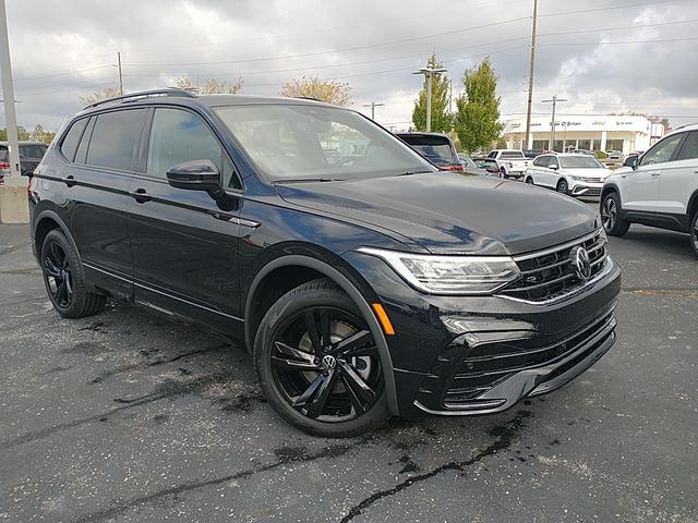 2024 volkswagen tiguan 2.0t se r-line black