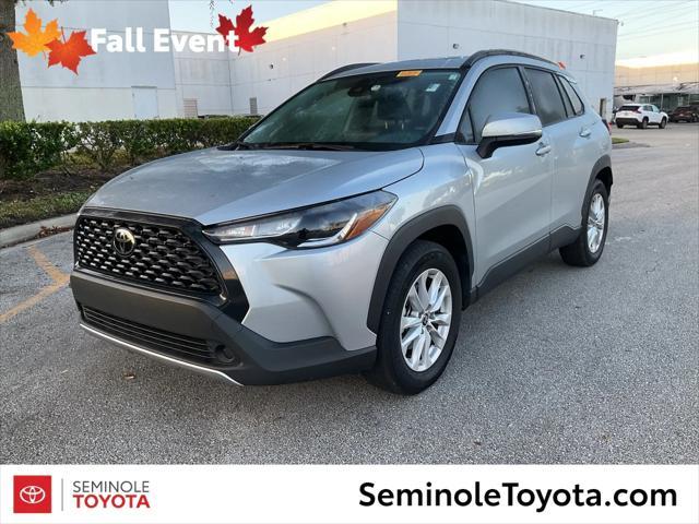 2022 toyota corolla cross le