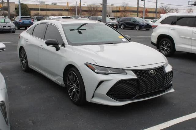 2022 toyota avalon touring