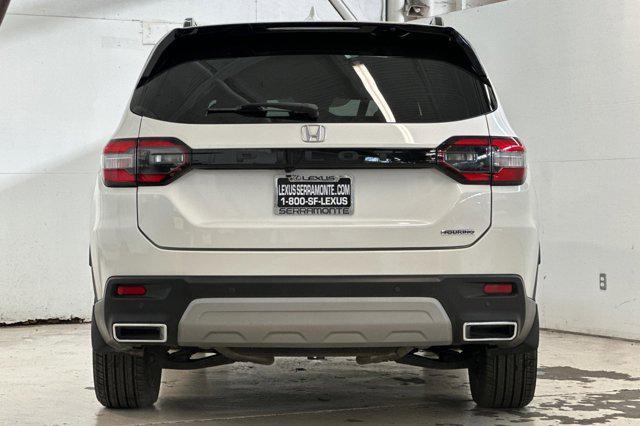2023 honda pilot touring 8-passenger