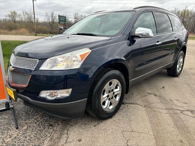 2010 chevrolet traverse ls