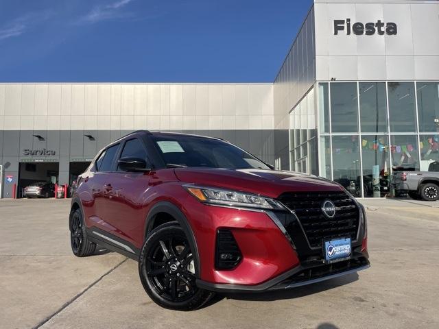 2023 nissan kicks sr