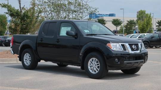 2021 nissan frontier sv