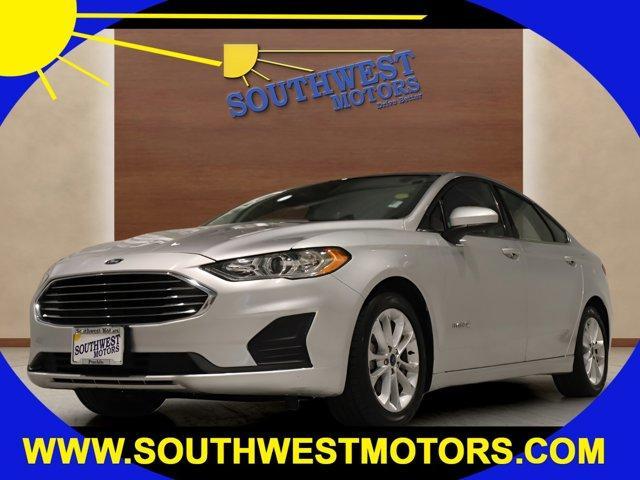 2019 ford fusion hybrid se