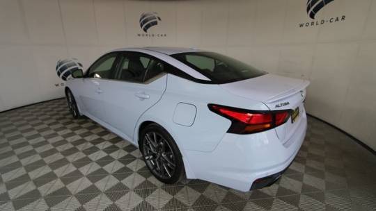 2024 Nissan Altima