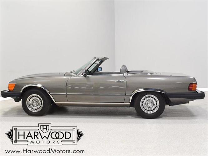1985 mercedes-benz 380sl in macedonia, ohio