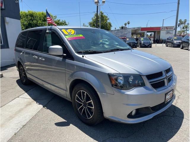 2019 dodge grand caravan gt