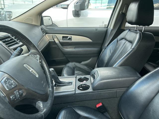 2014 lincoln mkx base