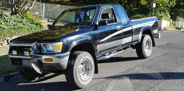 1990 toyota pickup dlx extended cab pickup 2-door 3.0l