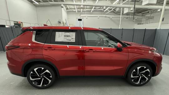 2024 Mitsubishi Outlander