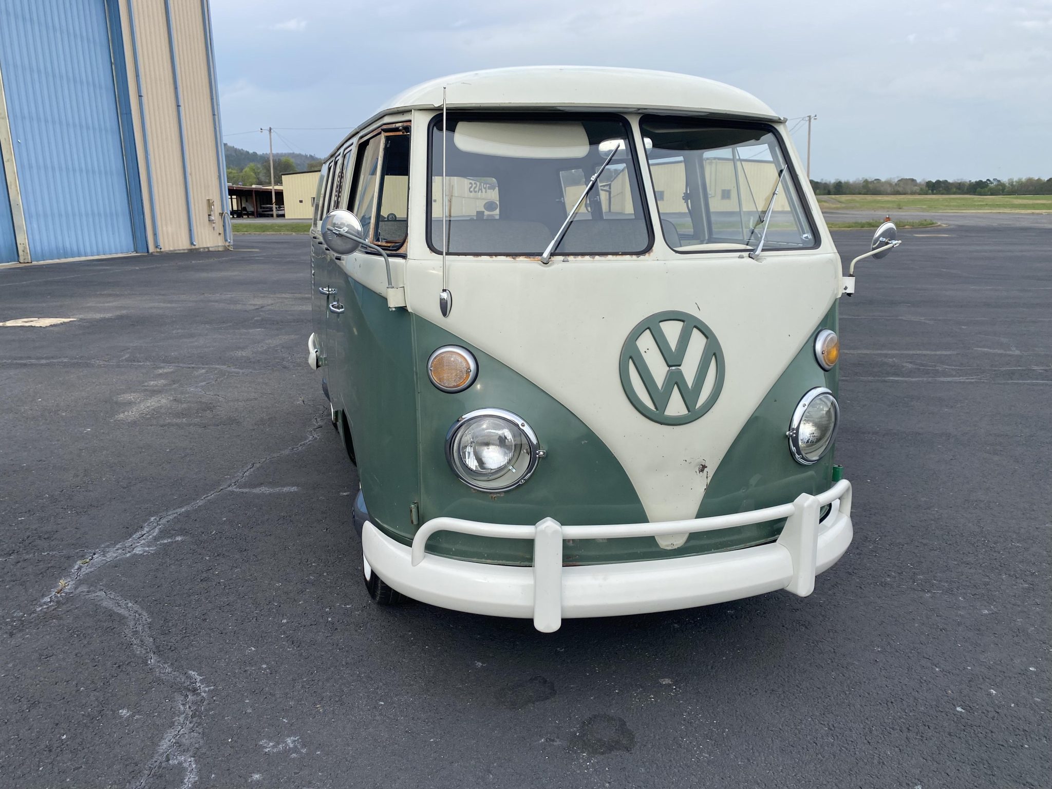 1.8l-powered 1966 volkswagen type 2