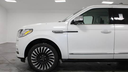 2020 Lincoln Navigator black label