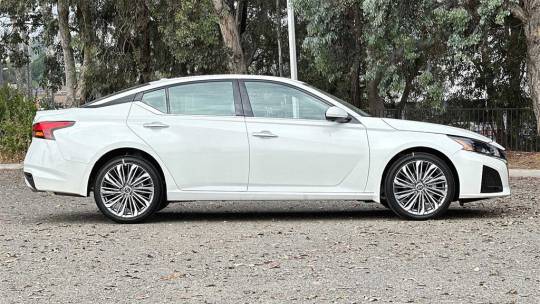 2023 Nissan Altima