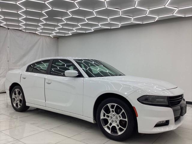 2016 dodge charger sxt