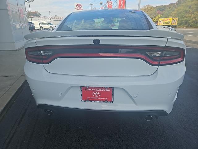 2022 dodge charger gt