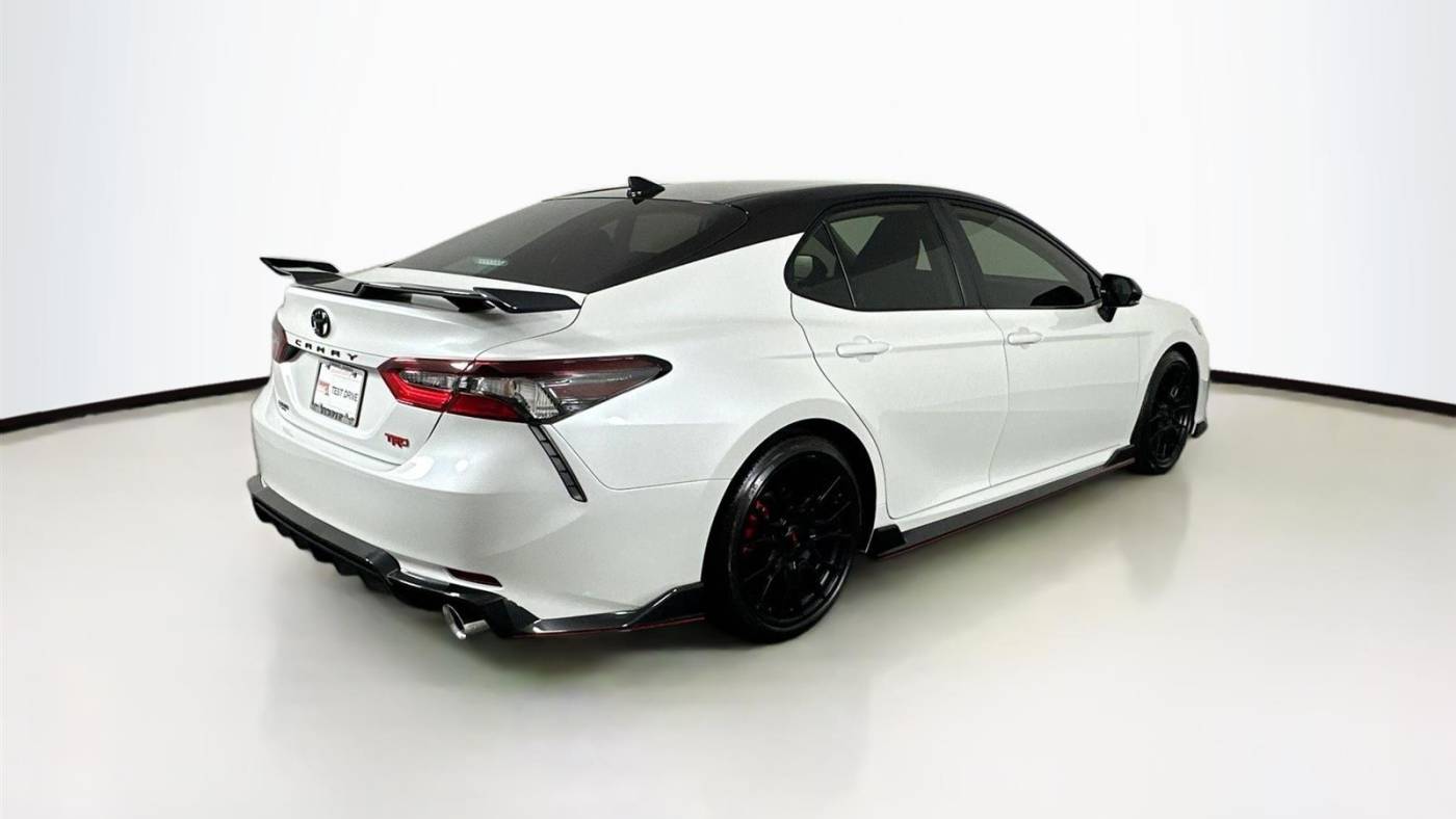 2023 toyota camry trd