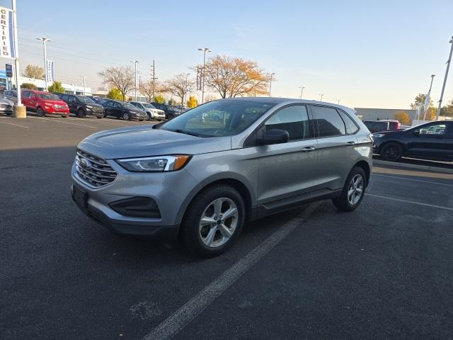 2021 ford edge se