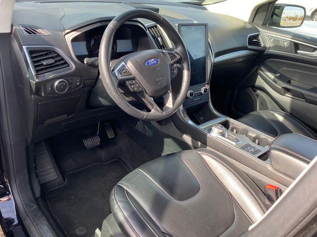 2022 ford edge titanium