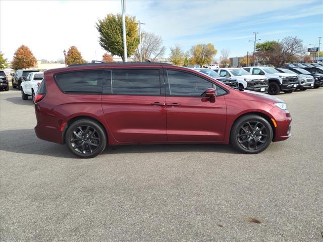 2021 chrysler pacifica touring l