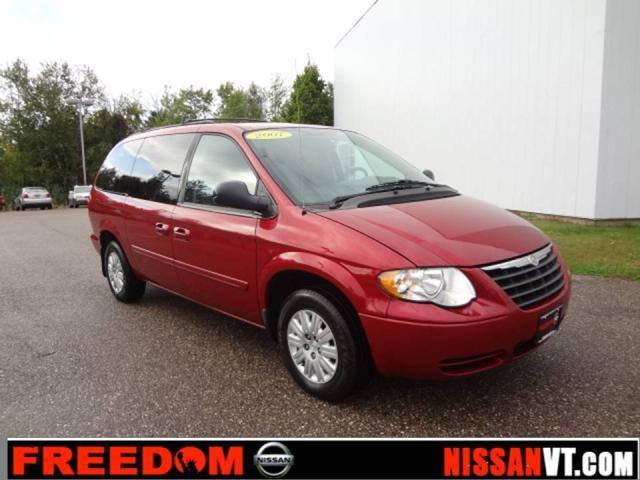 2007 chrysler town & country lx for sale in south burlington, vermont
