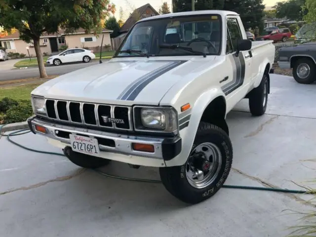 1982 toyota sr5 (clean ca kept 4x4)