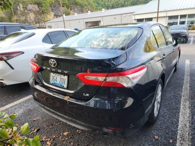 2018 toyota camry le
