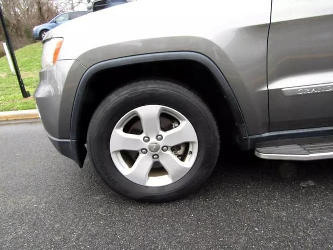 2013 jeep grand cherokee laredo 4dr 4x4 in maple shade, new jersey