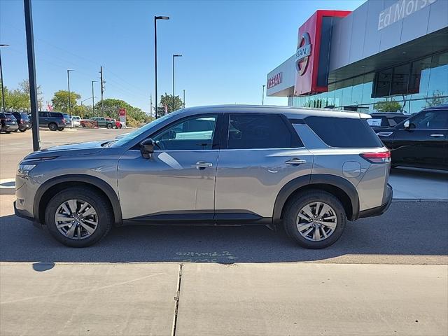 2023 nissan pathfinder s 4wd
