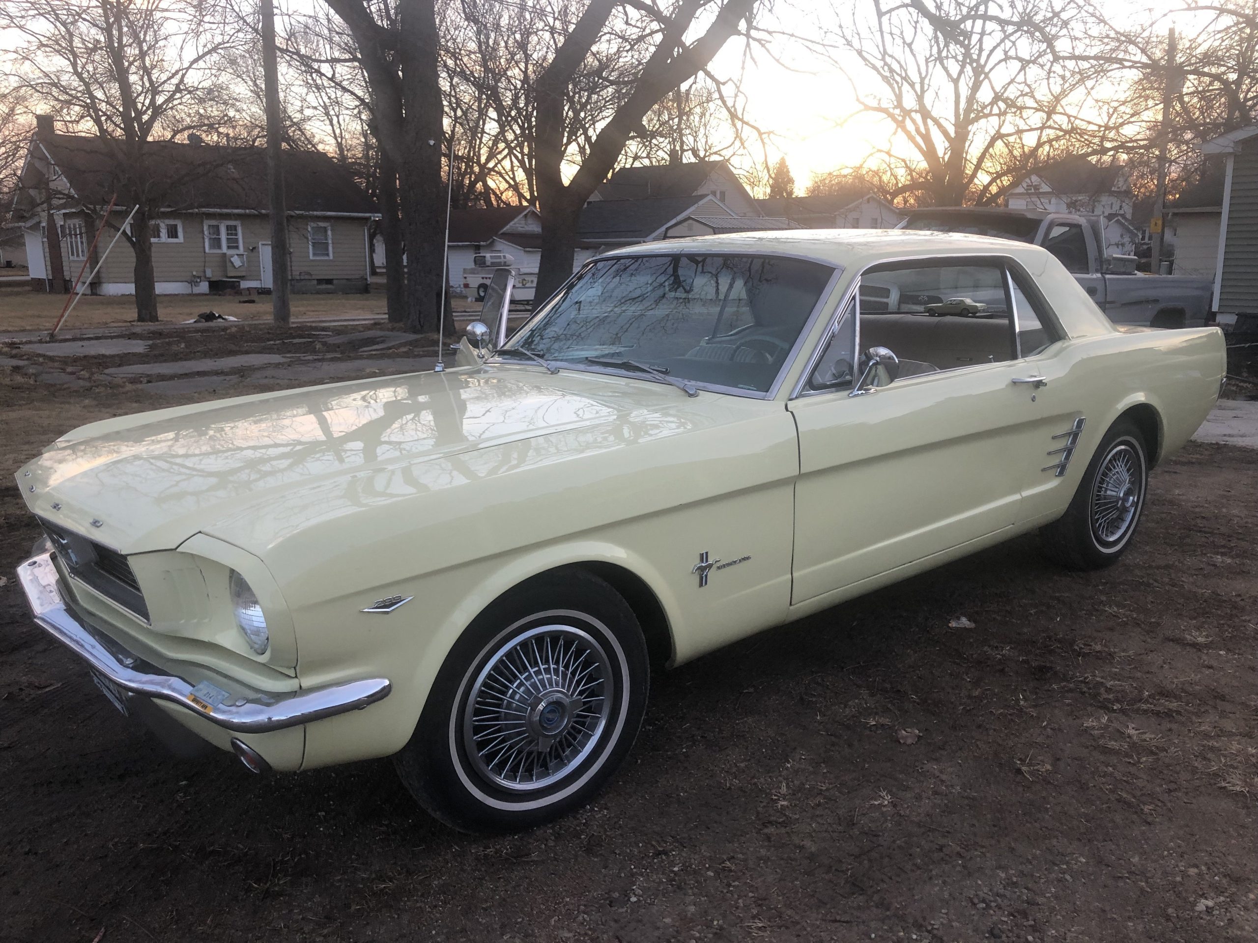 1966 ford mustang coupe