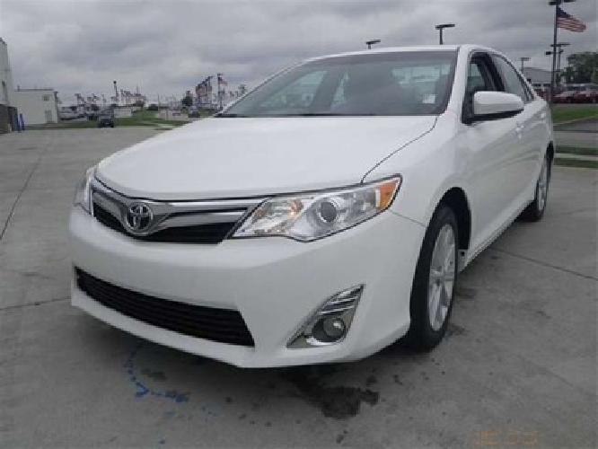 2012 toyota camry in greenwood, in