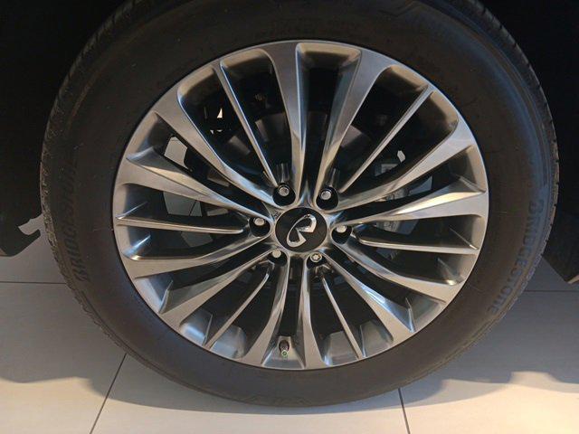 2021 infiniti qx80 sensory