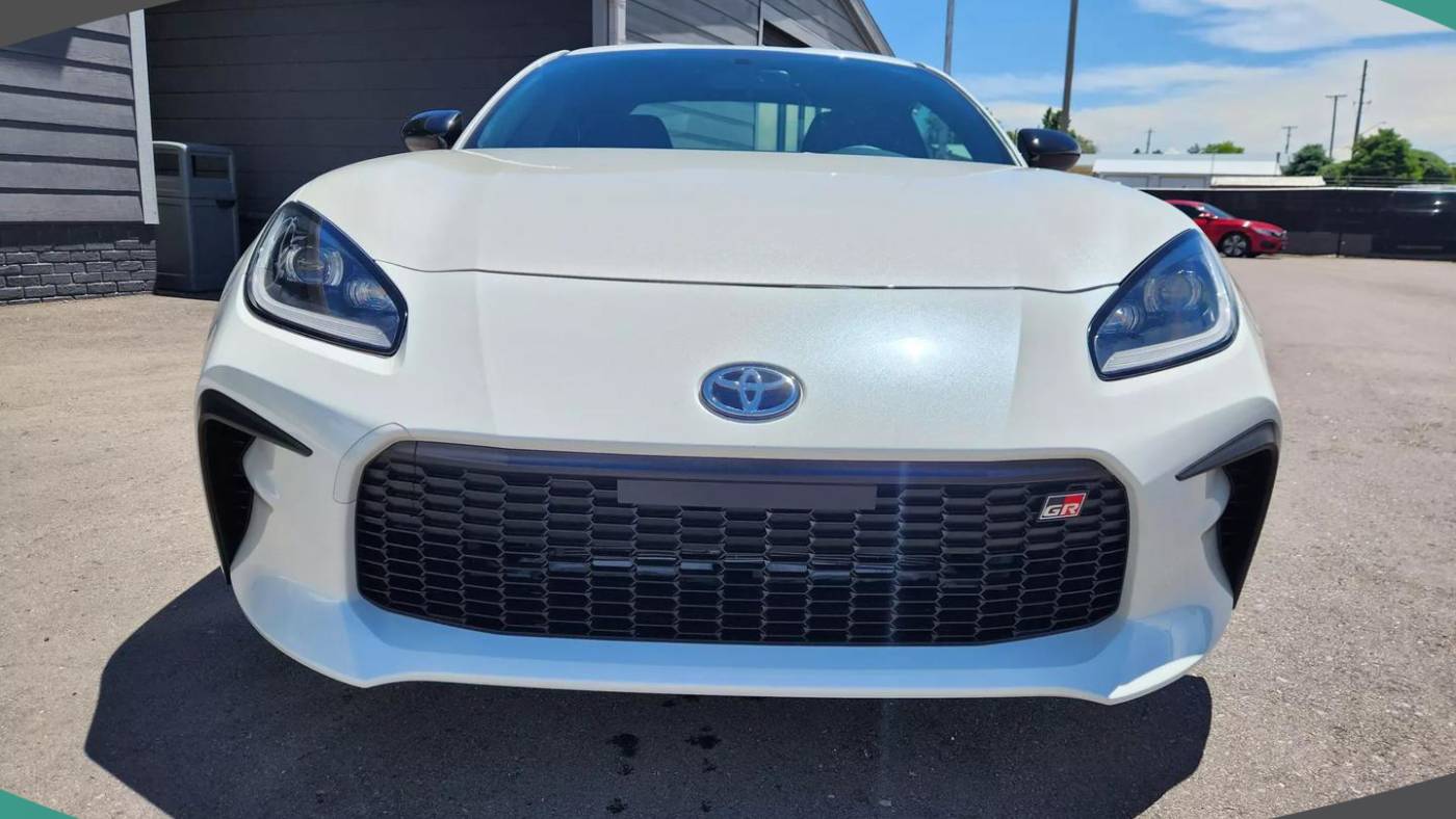 2023 toyota gr86 base