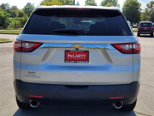 2021 chevrolet traverse ls
