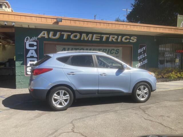 2010 hyundai tucson gls