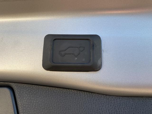 2021 toyota rav4 hybrid se
