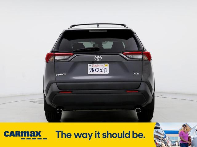 2019 toyota rav4 xle