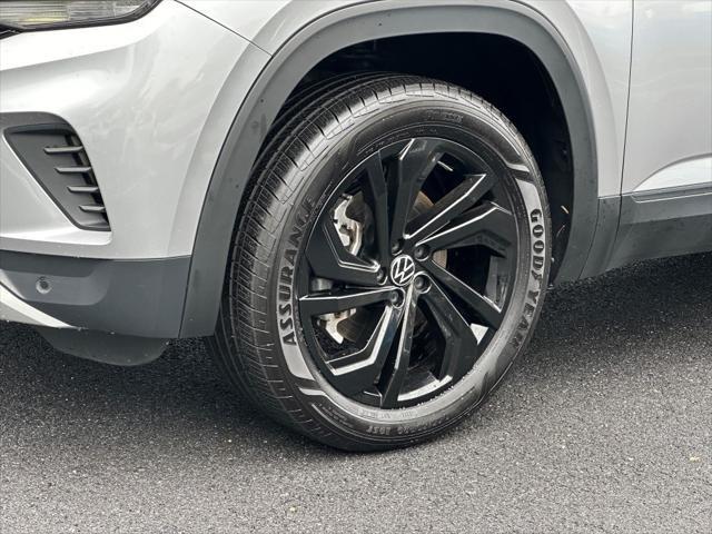 2023 volkswagen atlas 3.6l se w/technology