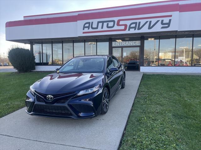 2021 toyota camry se