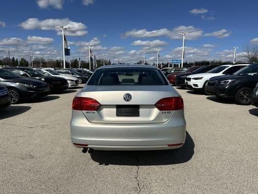2012 volkswagen jetta se in waukesha, wisconsin