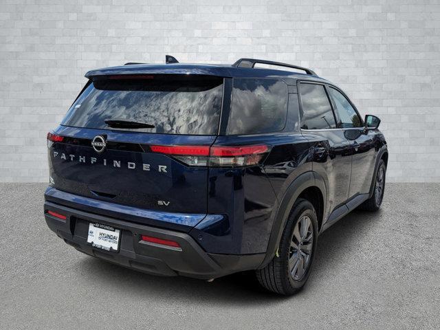 2022 nissan pathfinder sv