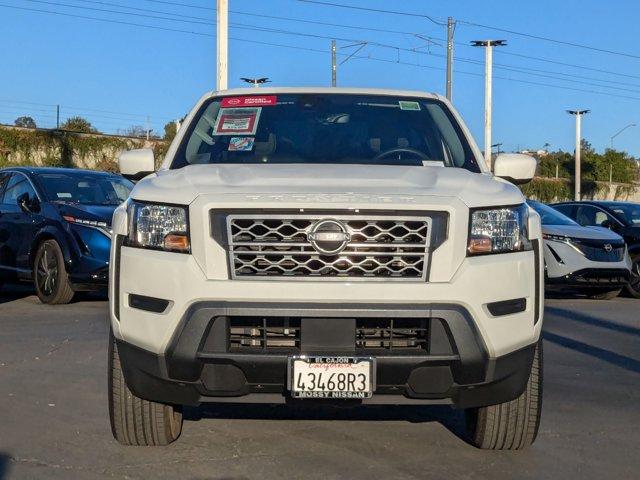 2023 nissan frontier sv