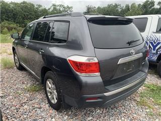 2013 Toyota Highlander se
