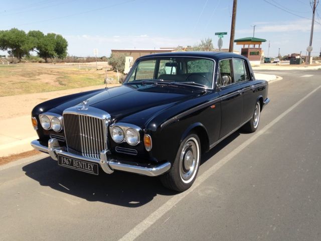 1967 bentley t 4 door sedan (rolls royce silver shadow)