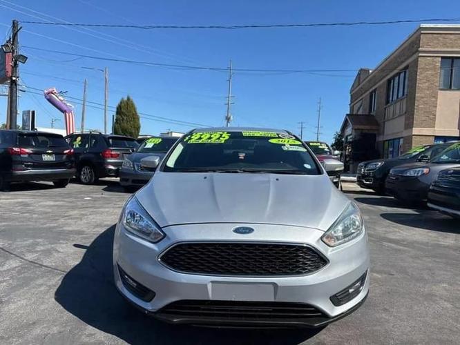 2015 ford focus se sedan 4d in louisville, kentucky