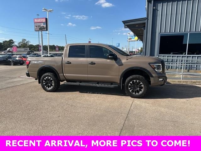 2020 nissan titan pro-4x