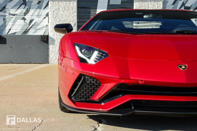 2017 lamborghini aventador lp750-4 superveloce