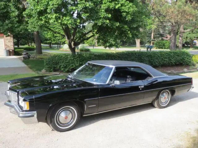400 v8, triple black, all original, vinyl top, garaged, no accidents