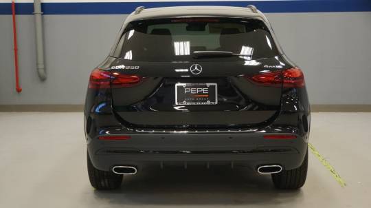 2025 Mercedes-Benz GLA